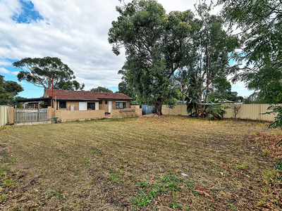 10 Coops Avenue, Thornlie