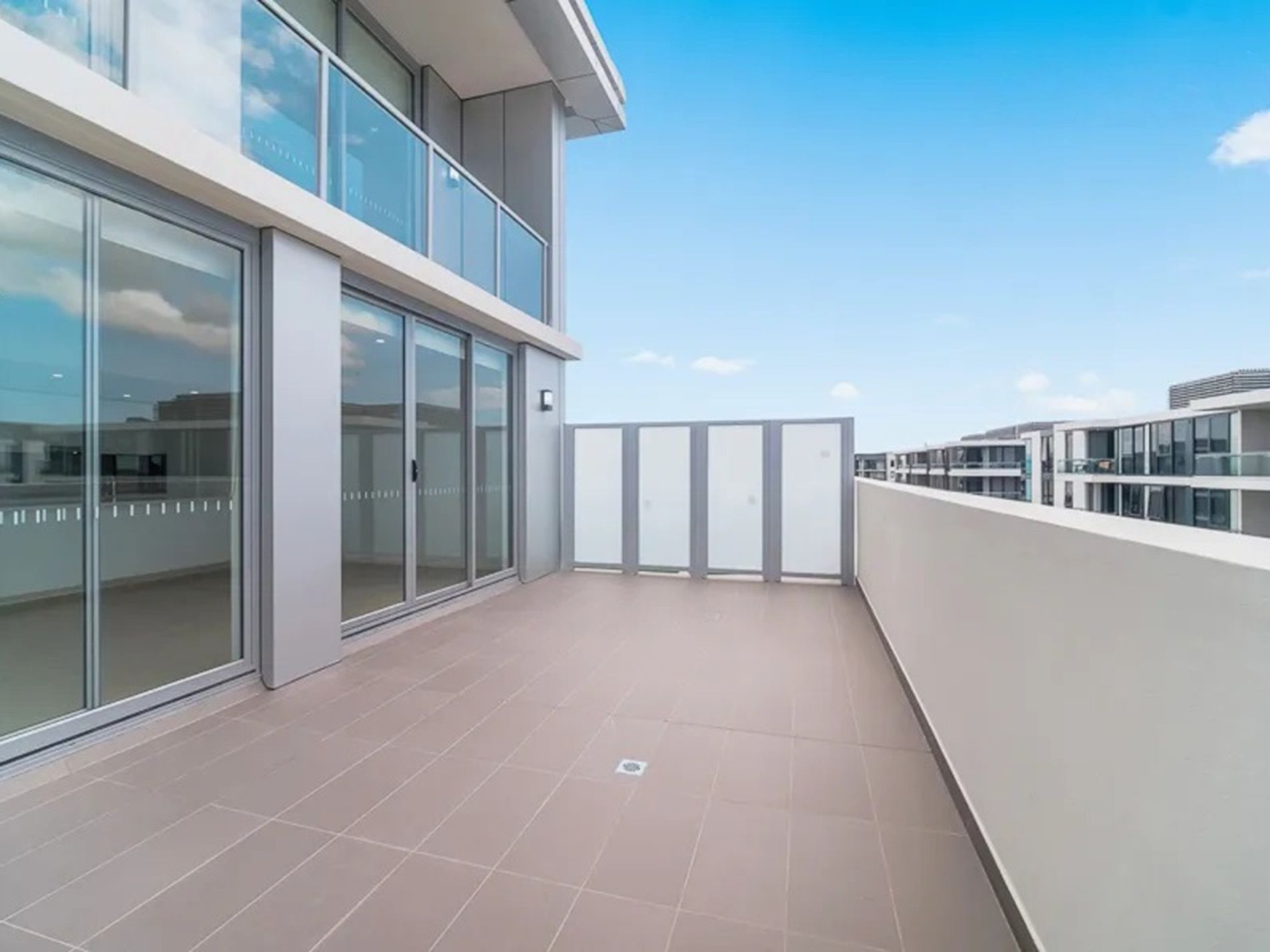 1307 / 260 Coward Street, Mascot