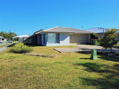9 Helmore Road, Jacobs Well