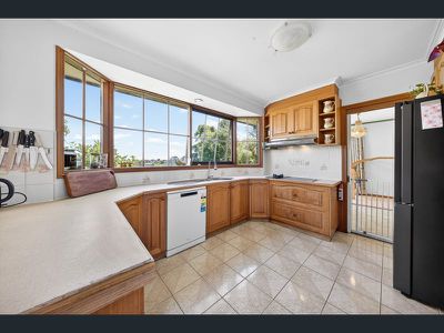30 Mullane Road, Pakenham