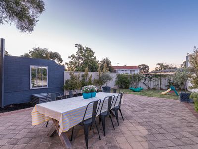 8A Wilson Crescent, Wembley Downs