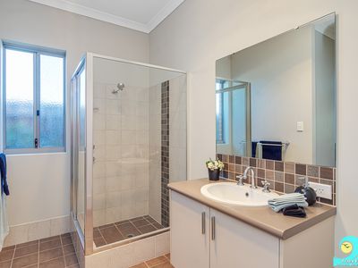 44 Cave Loop, Yanchep