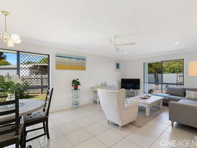 9 Berna Court, Point Vernon