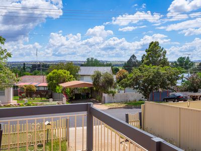 2 ROSEHILL STREET, West Bathurst