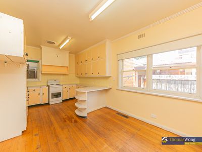 9 / 18 Newport Road, Clayton South