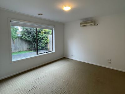 16 Talliver Terrace, Truganina