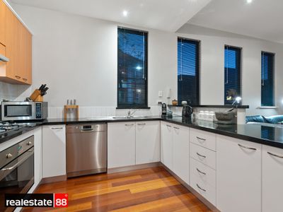 18 Old Belvidere Promenade, East Perth