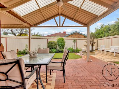 5 Aruba Court, Southern River
