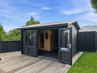 5B Madeley Road, Mount Pleasant