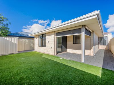 17 Greenwich Way, Success