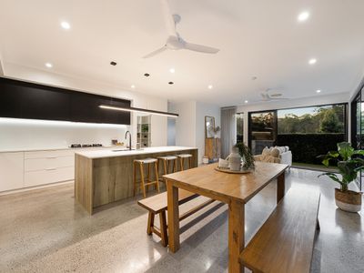 135 Kingfisher Crescent, Palmview