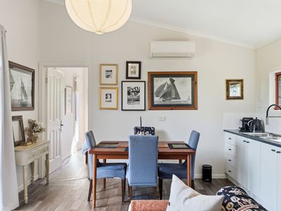 9 Glovers Road, Deep Bay
