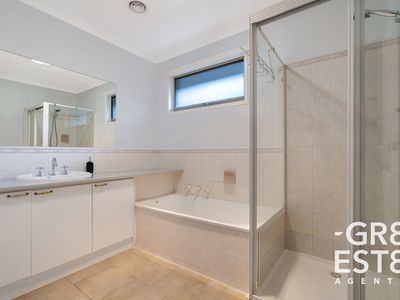 13 Bates Street, Cranbourne West