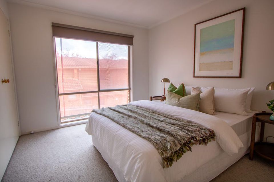 2 / 3 Heany Street, Mount Waverley