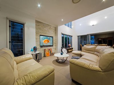 35 Feathertail Pl, Wakerley