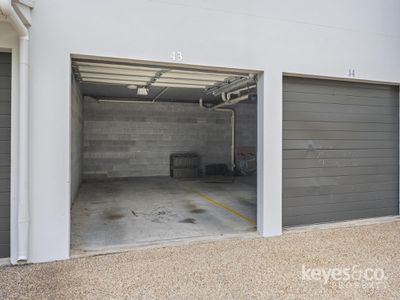 43 / 319 Angus Smith Drive, Douglas