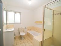 2 / 19 Crotona Road, Capalaba