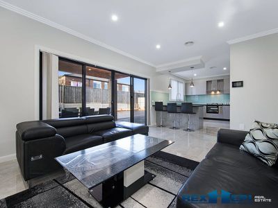 7 Cradle Avenue, Clyde
