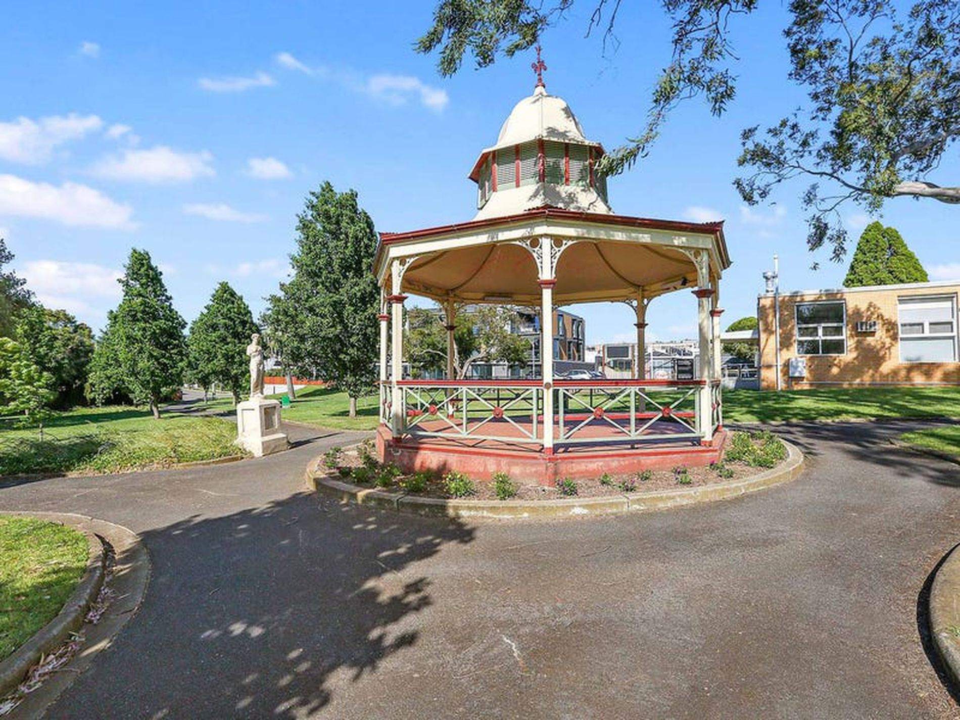 103 / 50 Bowlers Avenue, Geelong West