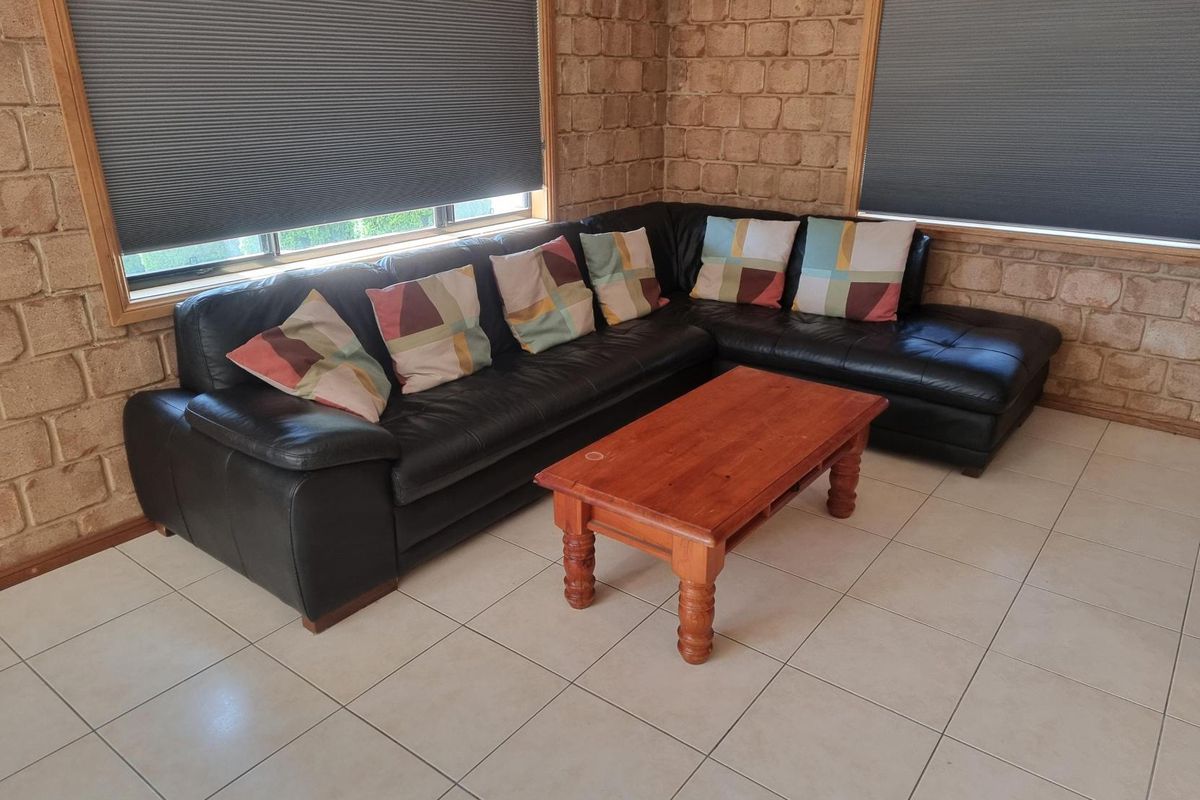 1 / 17 Magnolia Avenue, Kalkite