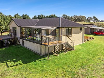 619 Woodville Road, Binda