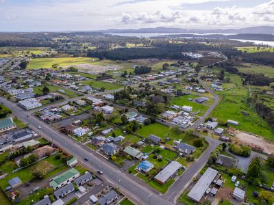 166 Weld Street, Beaconsfield