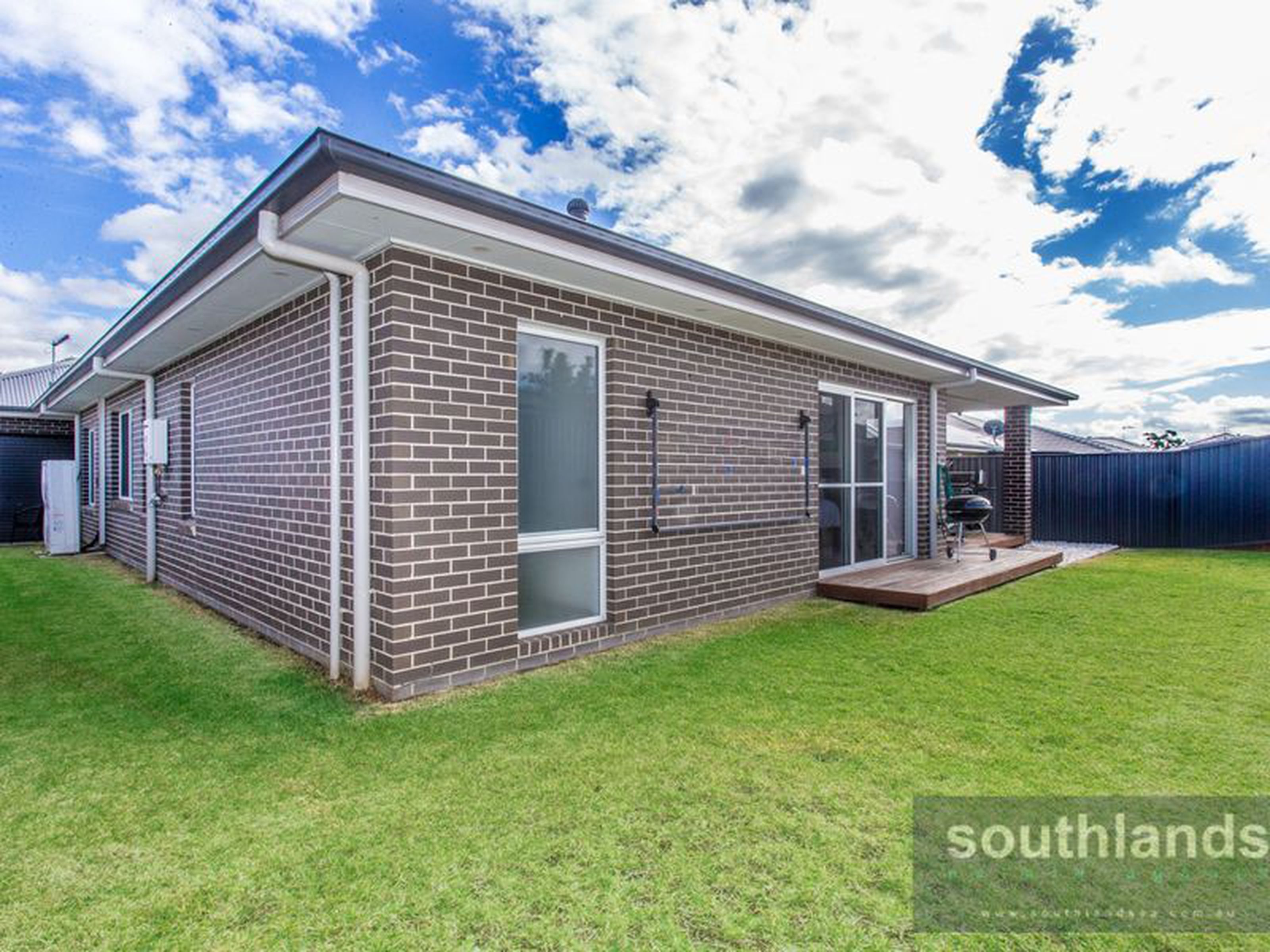 14 Watercress Street, CLAREMONT MEADOWS