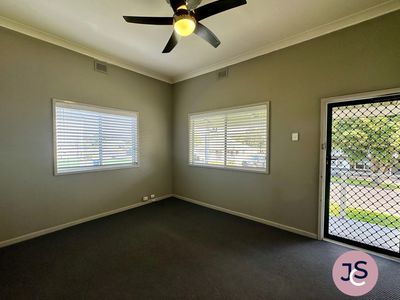 35 Kline Street, Weston