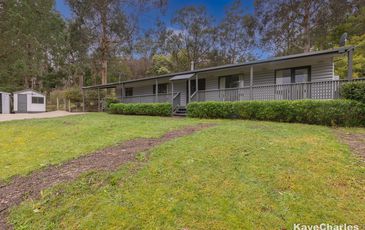 4 Simmons Close, Cockatoo