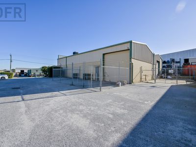 2 / 4 Pusey Road, Cockburn Central