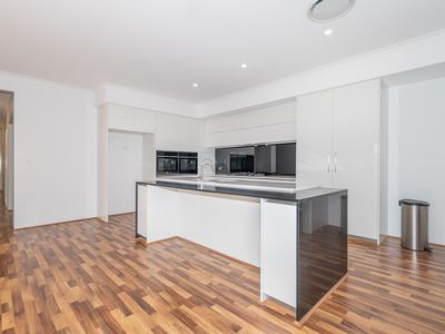 13 Hyacinth Drive, Piara Waters