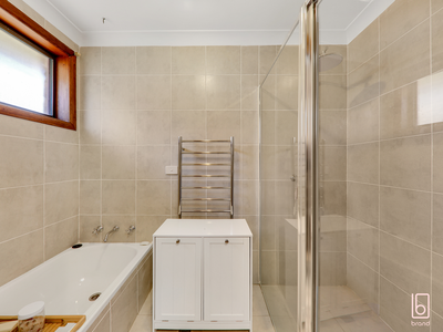 8 Queens Road, Lake Munmorah