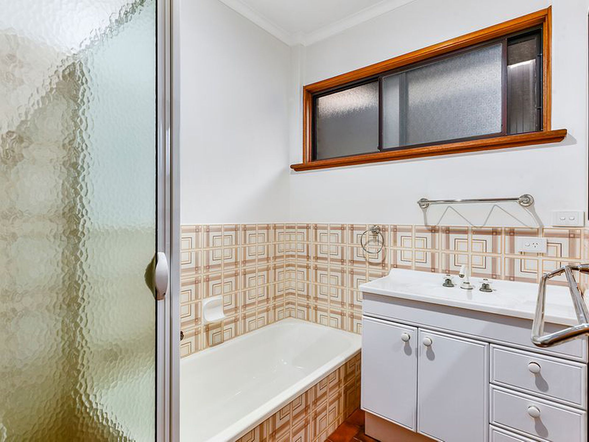 16 Corcoran Terrace, Millicent