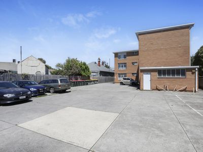 4 / 133 Epsom Road, Ascot Vale