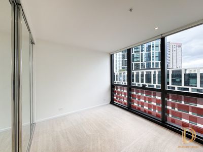 901N / 883 Collins Street, Docklands