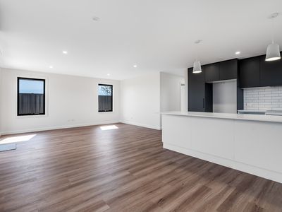 1 / 16 Connemara Close, Legana