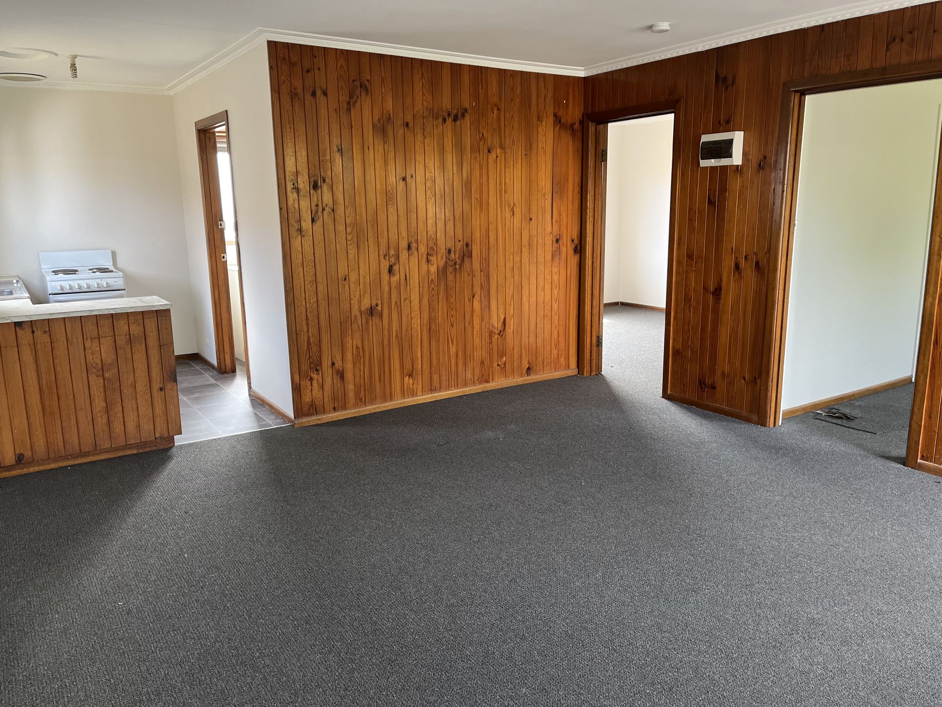 3 / 6 Portarlington Road, Newcomb