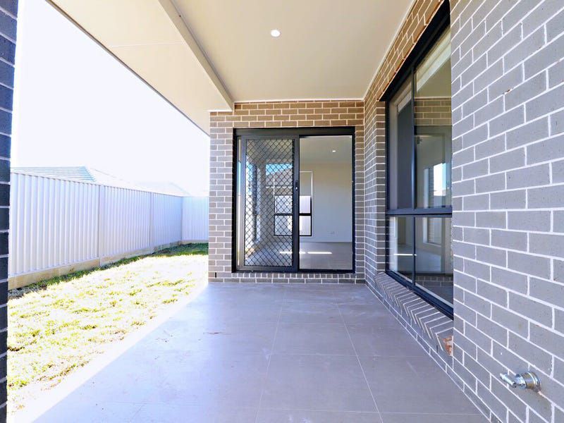 30 Percy Street, Gregory Hills