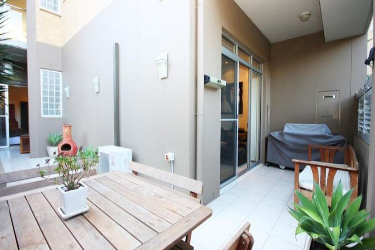2 / 6 Hilts Road, Strathfield