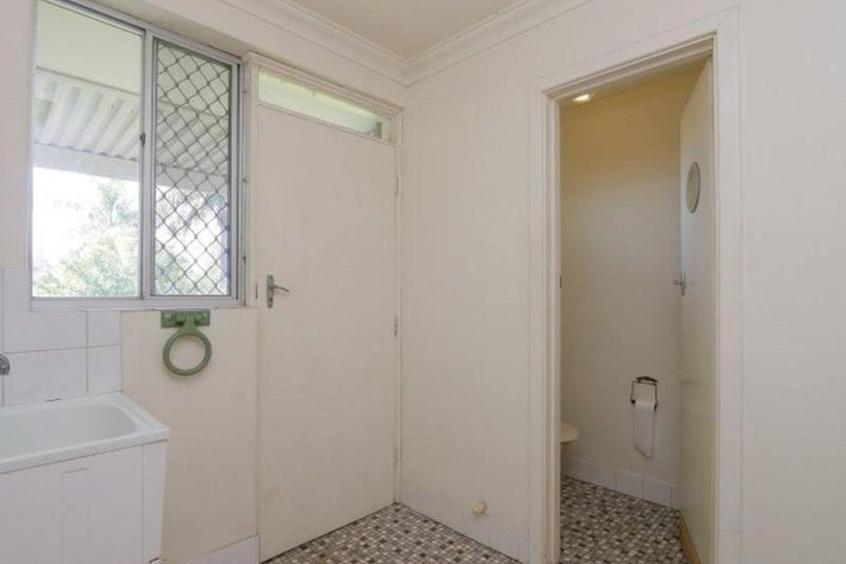 615 Beach Road, Warwick