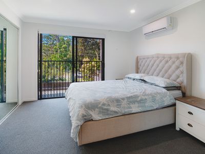 22 / 18 Tian Crescent, Upper Coomera