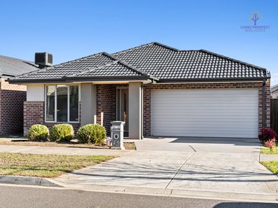 13 Aylesbury Avenue, Truganina