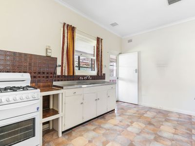 31 Mooringe Avenue, Plympton