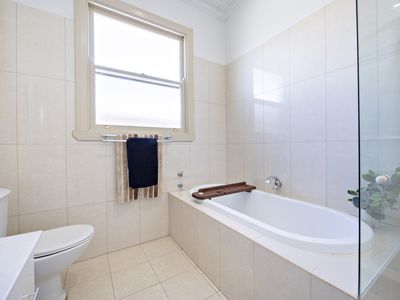 241 Brisbane Street, Dubbo