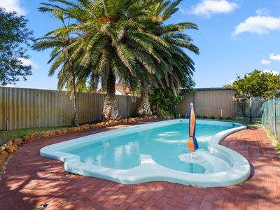 6 Ocean Place, Waikiki