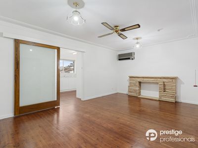 3 Bradshaw Avenue, Moorebank