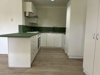 9 / 5 Brett Avenue, Labrador