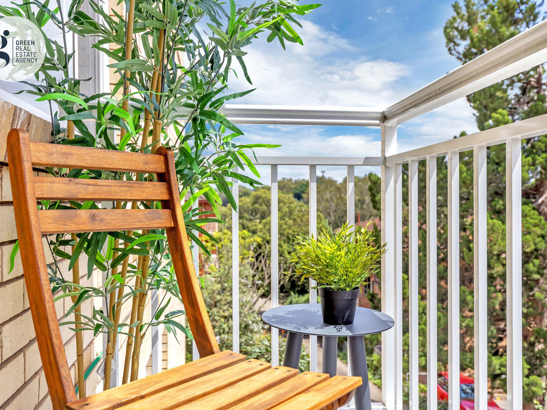 8/14 Meadow Crescent, Meadowbank