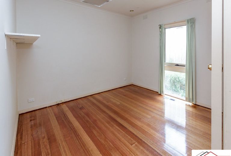 13 Kay Street, Mount Waverley