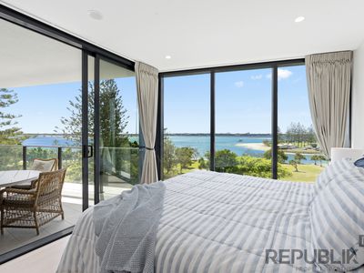 502 / 180 Marine Parade, Labrador